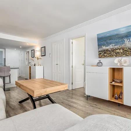 Vivi Homes - Sofia Apartment